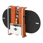 Vacuum lifting devices